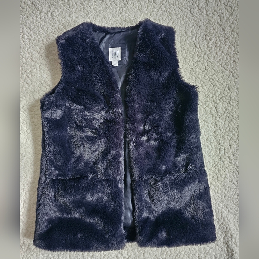 Gap Kids Black Faux Fur Vest Girls Size Small